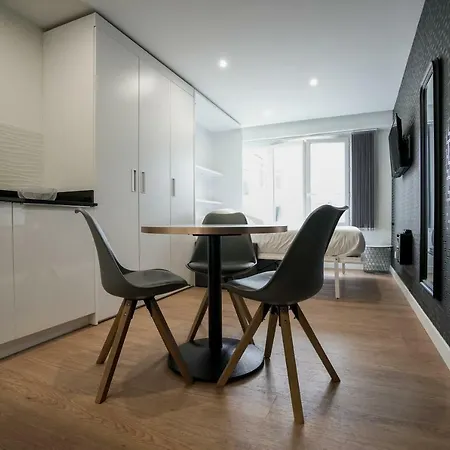 Apartamento Bellevue 766 *